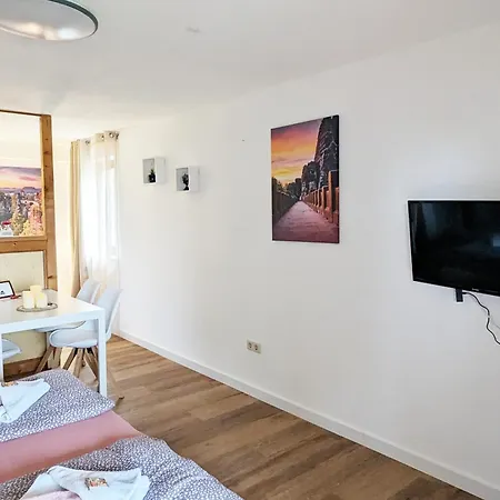 Urlaubsmagie - Sonnenfels -mitten In Der Mit Terrasse Lejlighed *